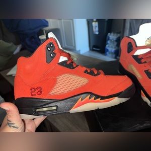 Dunk On Mars / Jordan 5 Retro